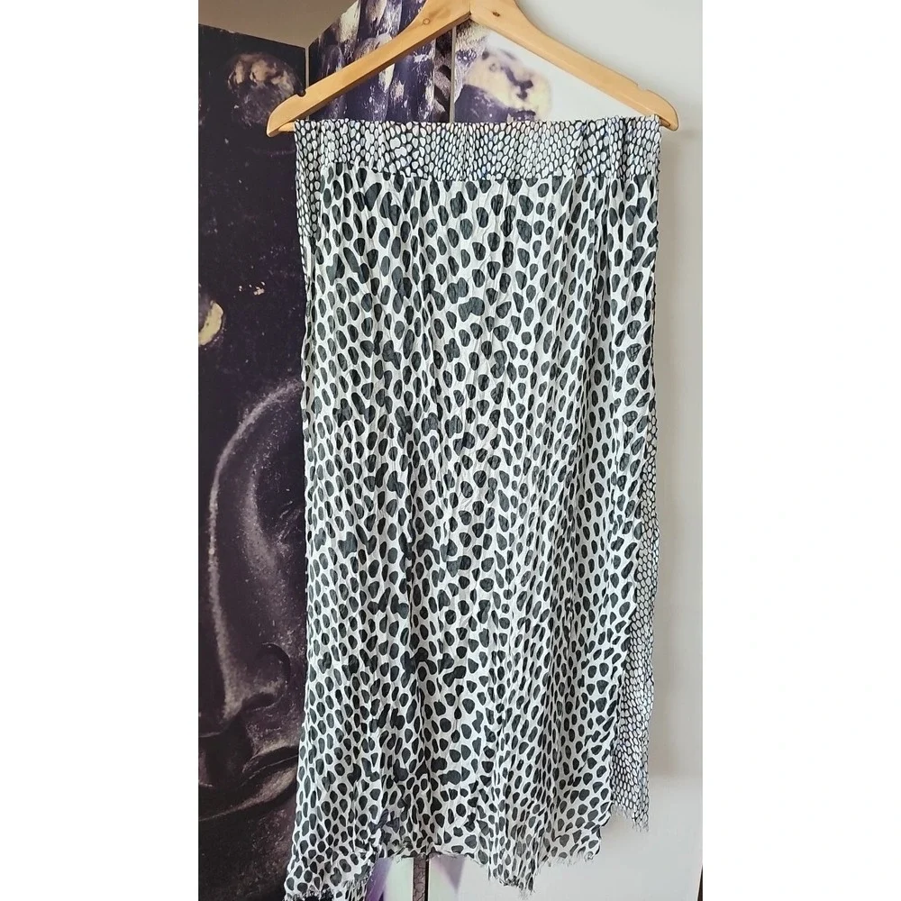 BANANA‎ REPUBLIC Multi Animal Print Frayed Trim Shawl Scarf One Size